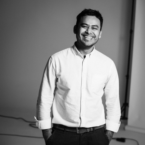 PORTRAIT CORPORATE